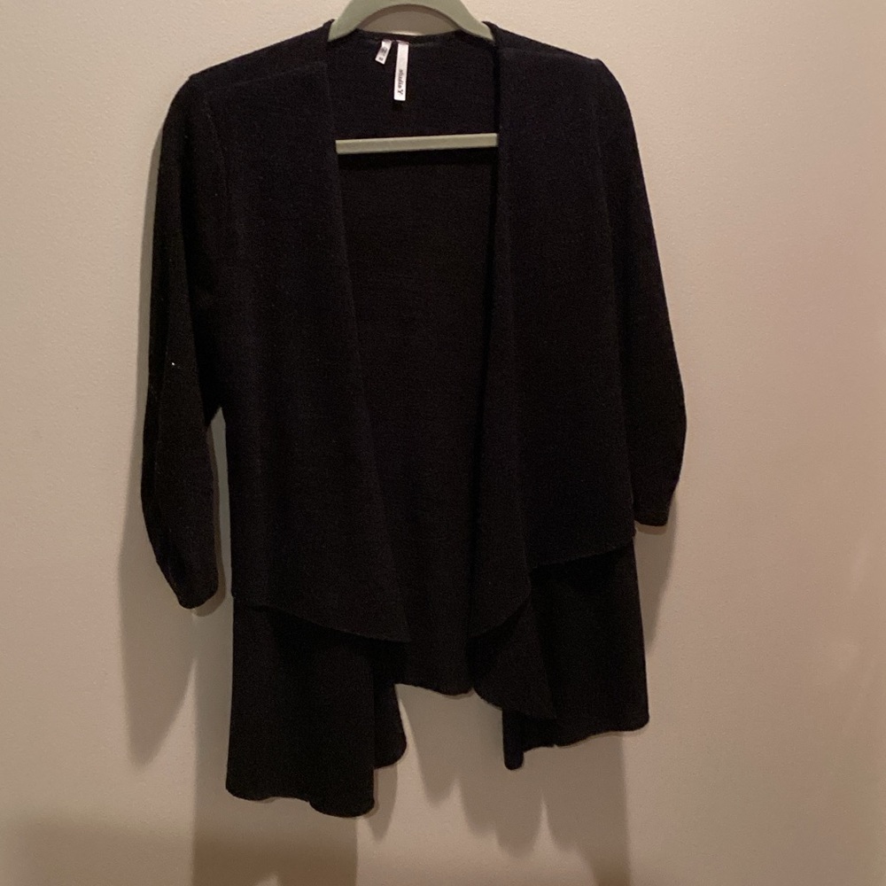 Studio Y Black Open-Front Cardigan